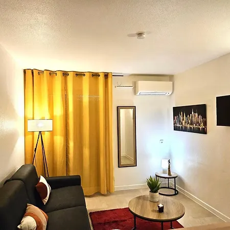 Apartmán Agreable - Centre - Balcon *